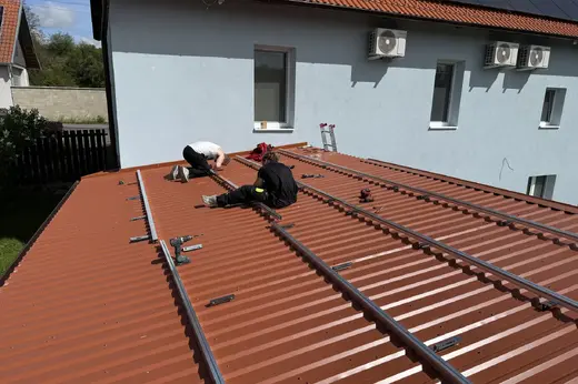 Instalace stringu fotovoltaiky